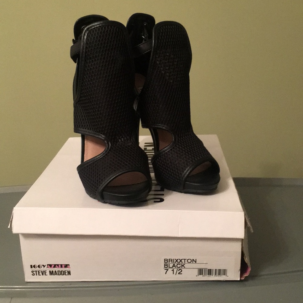 IGGY AZALEA/ Steve Madden 👠